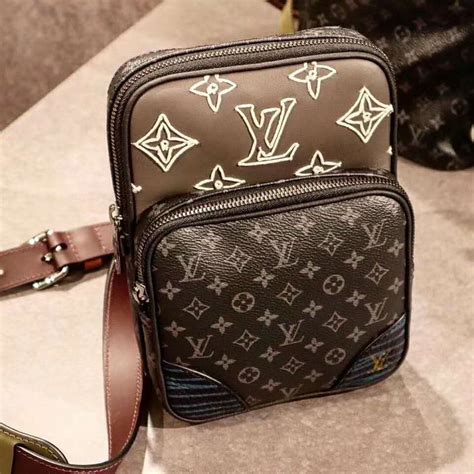 louis vuitton man shoulder bag|louis vuitton men's sling bag.